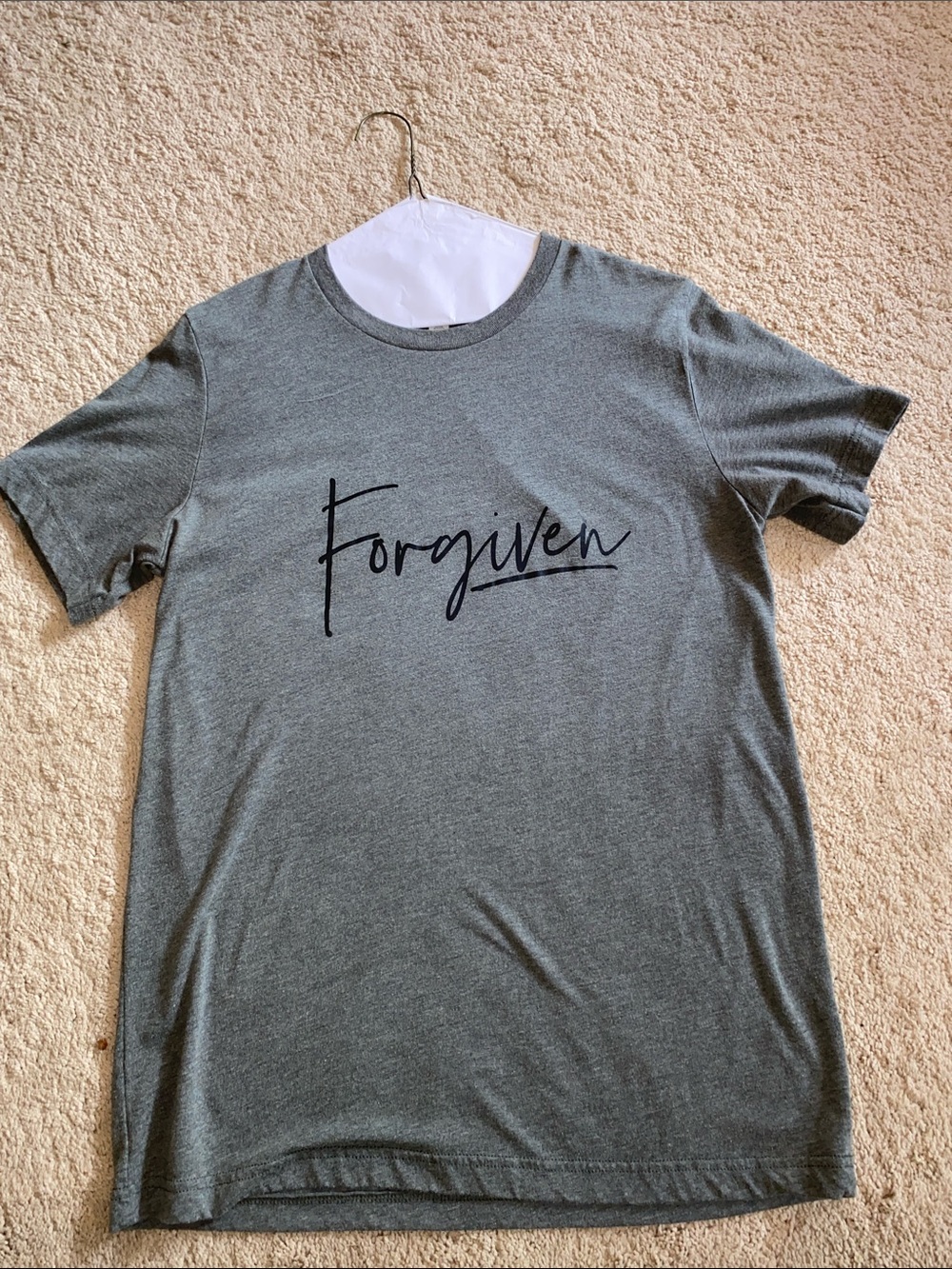 Forgiven Graphic Tee - Gray Shirt